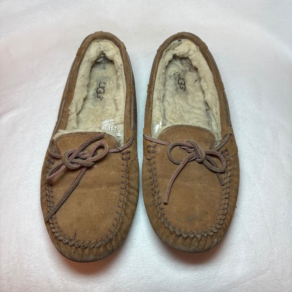 UGG Dakota Chestnut Suede Moccasin Slippers 5612 Womens 7
